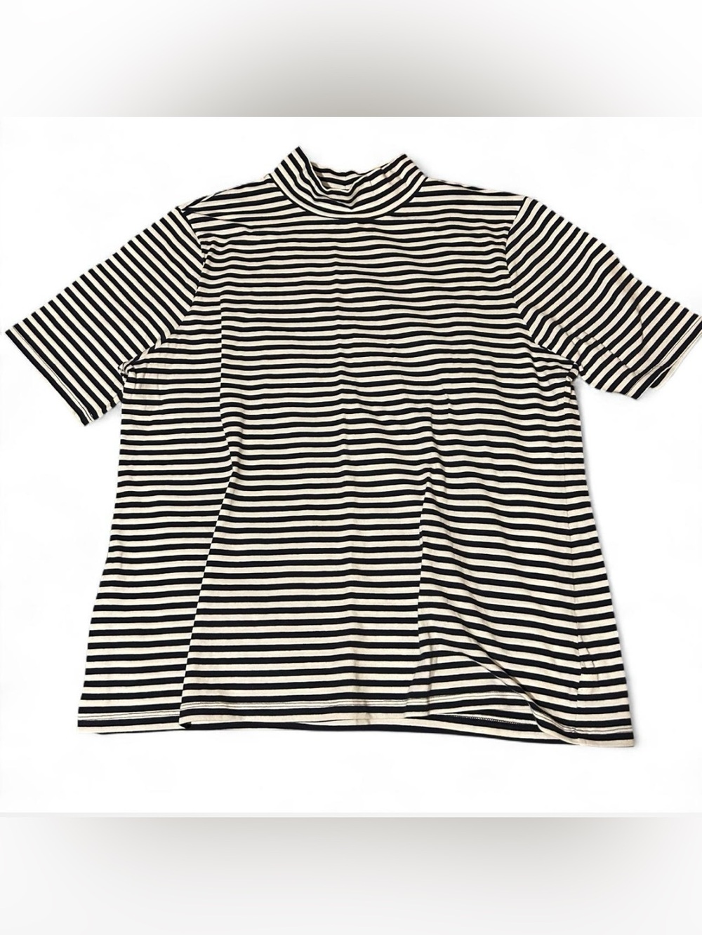 gap stretch extensible navy and white striped mock neck short sleeve t-shirt